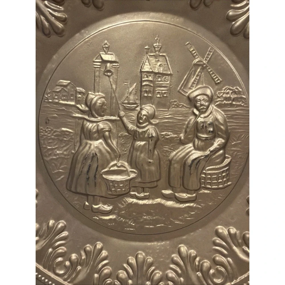 Vintage Brass Hammered Embossed Wall Plates Dutch/Netherlands Scene